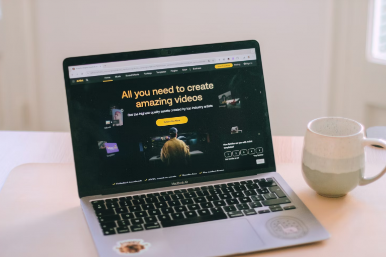 Wix vs. Squarespace: Best Website Builder in 2025