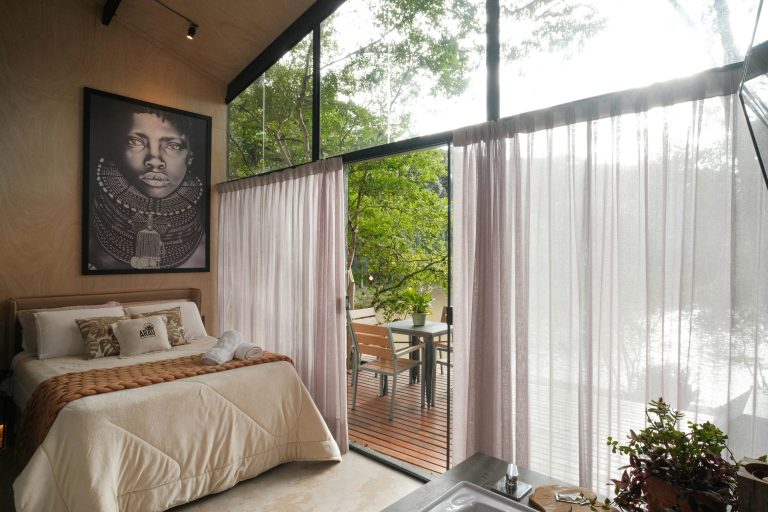 Airbnb vs. Booking.com: Where to Book Your Next Stay?